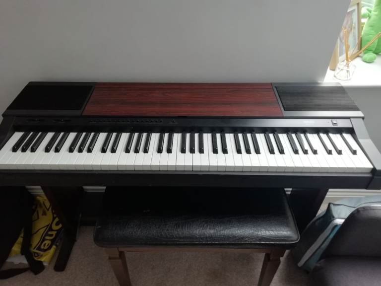 Yamaha CVP-3 Clavinova with stool