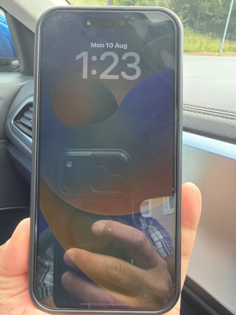 I phone 16 pro max 