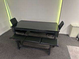 Dining room table and X2 becnhes and 2 chairs