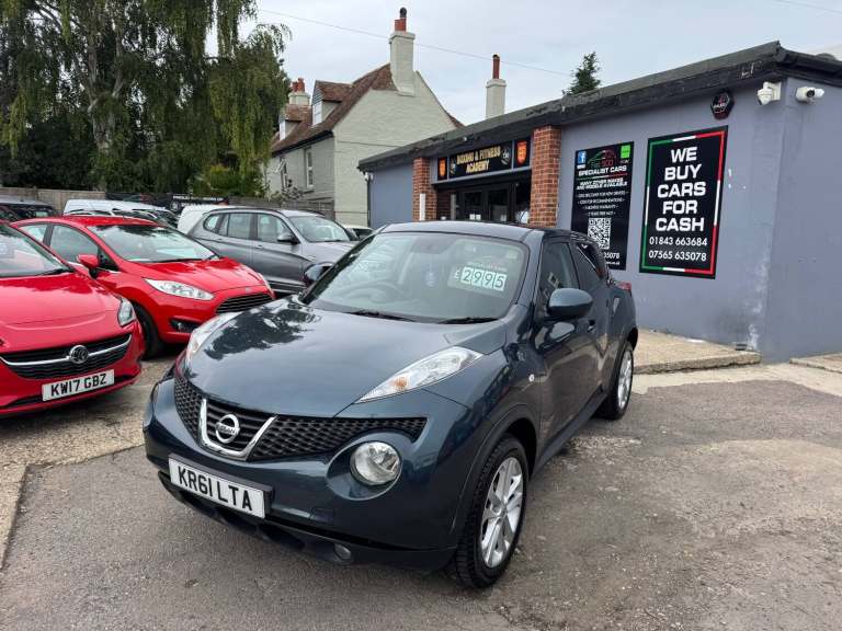 2012 Nissan Juke 1.6 Acenta 5dr [Premium Pack] HATCHBACK Petrol Manual