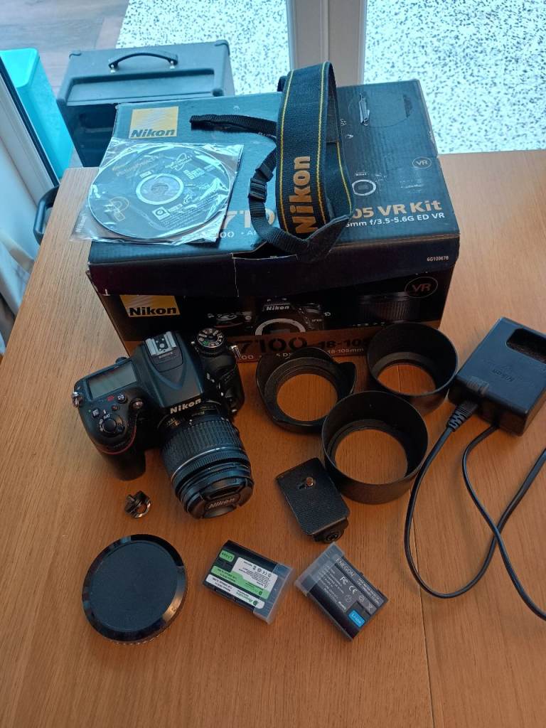 Nikon D7100 digital camera 