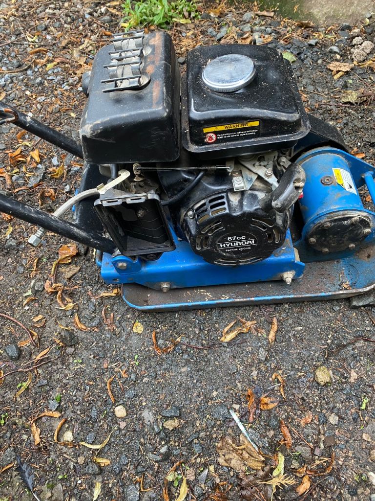 Whacker plate