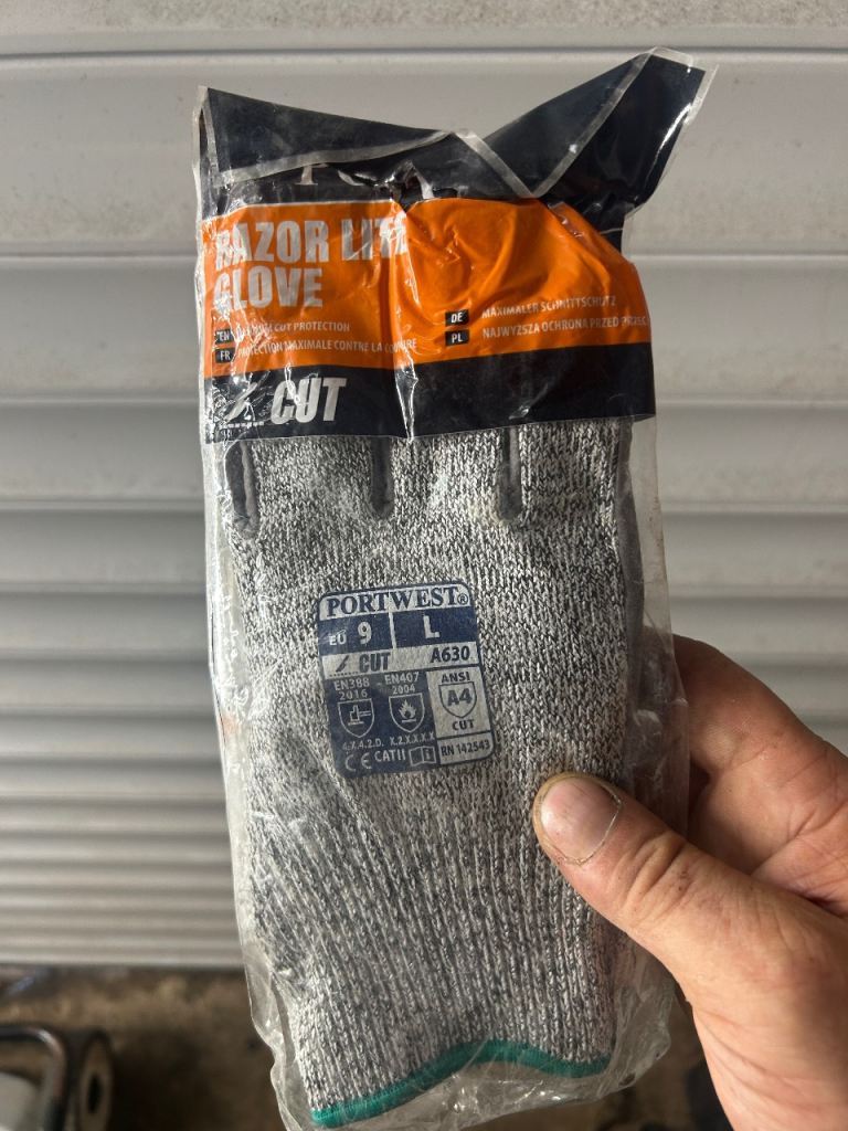 NEW Portwest Razor Lite Cut Resistant Gloves - Size L