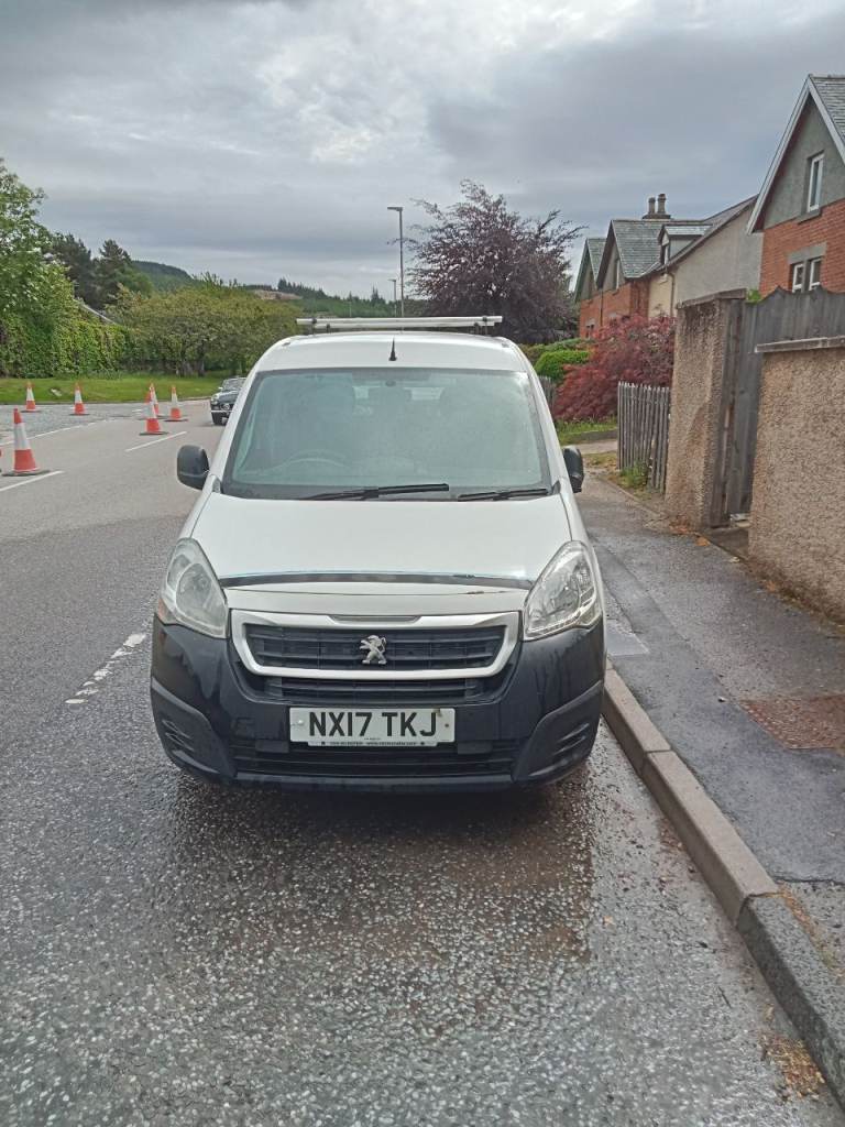 Peugeot PARTNER Blue HDI 1.6 Panel Van 2017 Manual