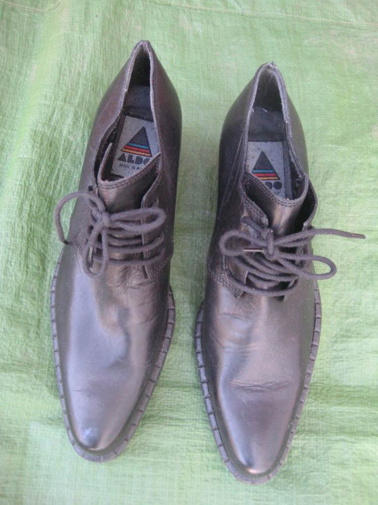 Pair of New Aldo Laced Leather Shoes UK Size 5/EUR Size 38 With 6.5 cm/2.75 Inch Heels for £8.00