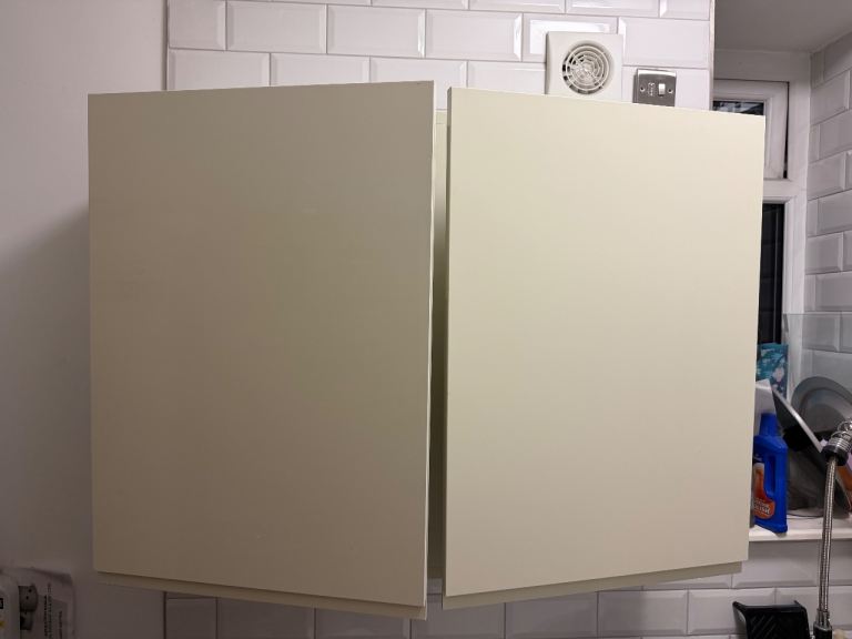 FREE Kitchen Wall Cupboard with Double Doors 