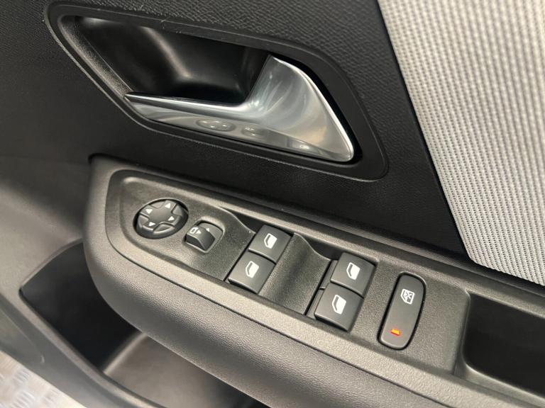 2025 Citroen C4 115kW Max Extended Range 54kWh 5dr Auto HATCHBACK ELECTRIC Automatic