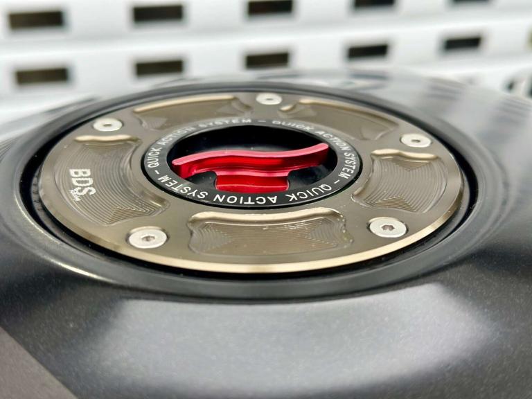 2019 Aprilia RSV 4 1100 FACTORY 1.1 RSV 4 1100 Factory Unlisted Petrol Automatic