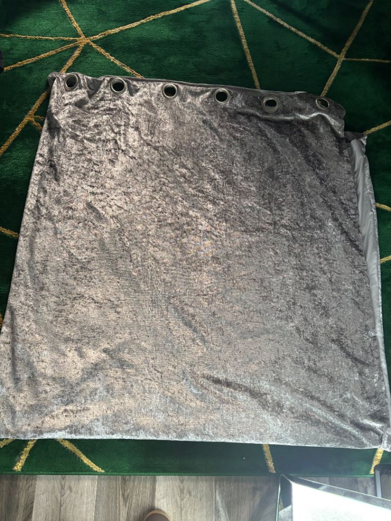 Pair of silver crushed velvet  Silver  Fab condition 90 x 90 cm 