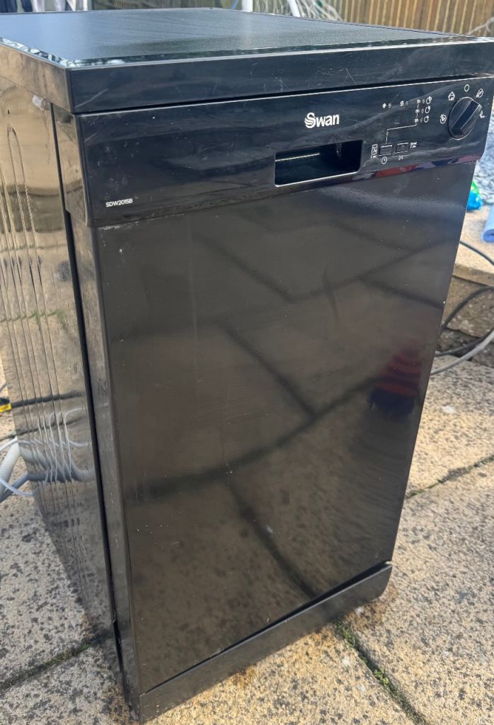 Slimline swan Dishwasher