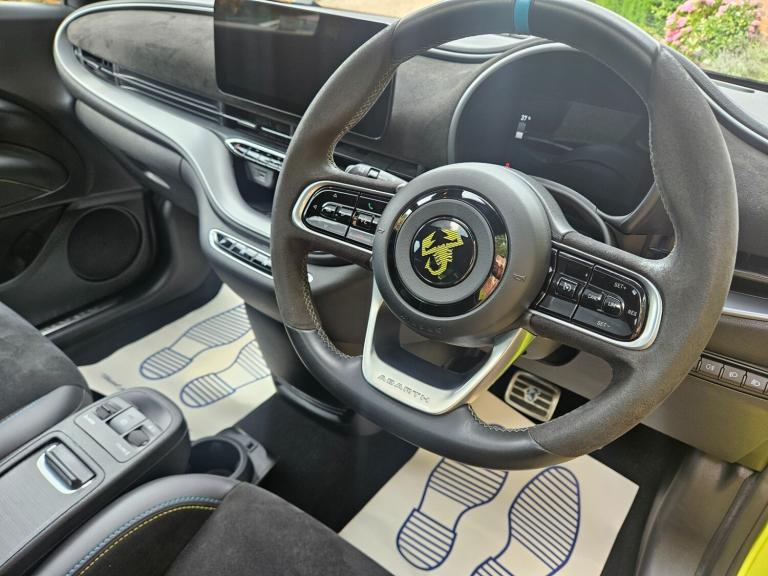 2023 Abarth 500 114kW Turismo 42.2kWh 3dr Auto HATCHBACK Electric Automatic