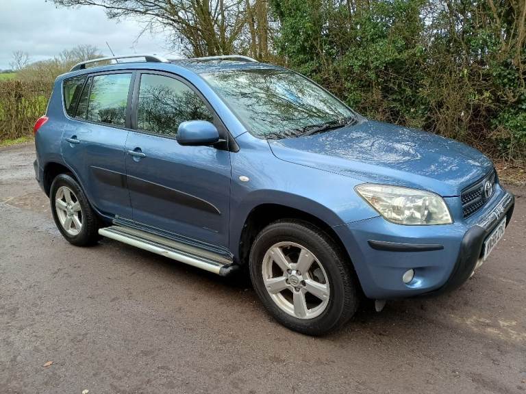 TOYOTA RAV4 XT4 PETROL 5 DOOR MANUAL