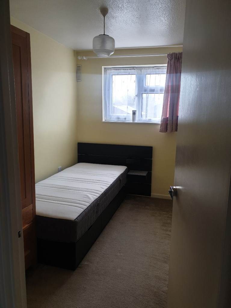 Single Room in Northolt UB5 