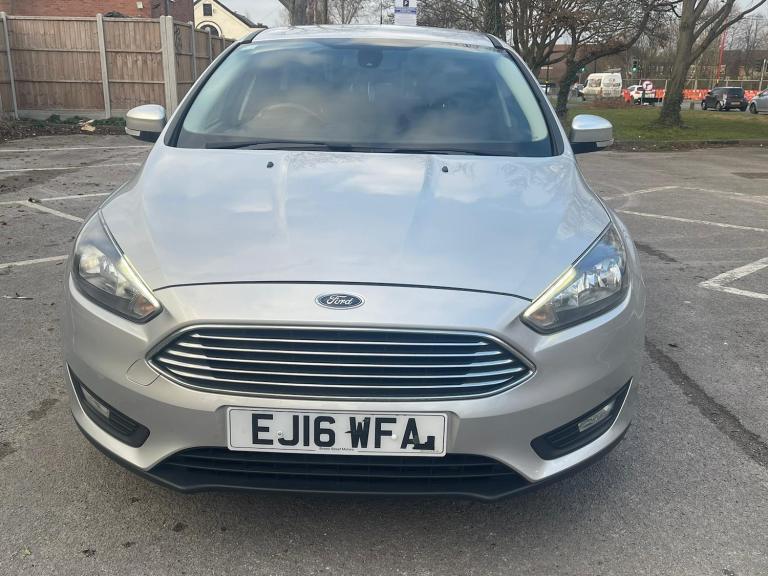 2016 Ford Focus 1.0T EcoBoost Zetec Euro 6 (s/s) 5dr HATCHBACK Petrol Manual