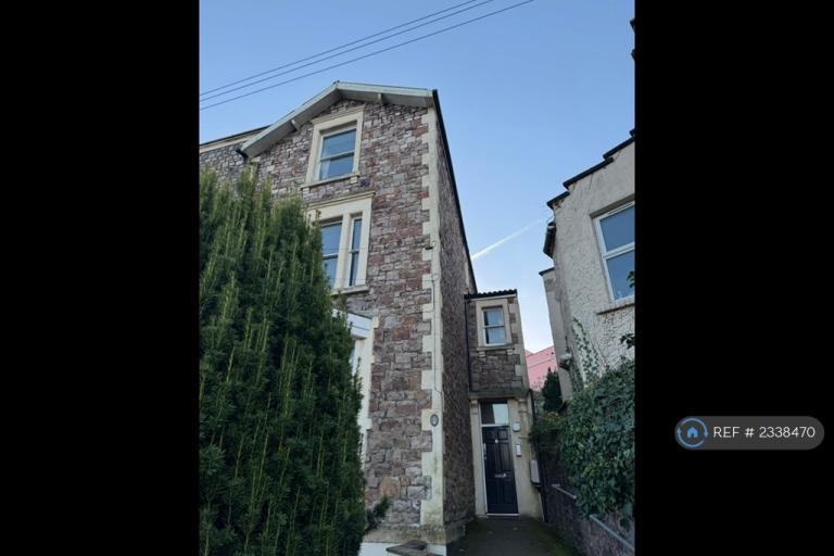1 bedroom flat in Hillside, Bristol, BS8 (1 bed) (#2338470)