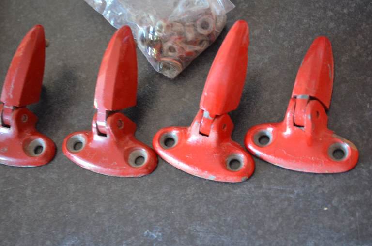 2x pairs Classic Mini Saloon Bootlid Hinge  Original 