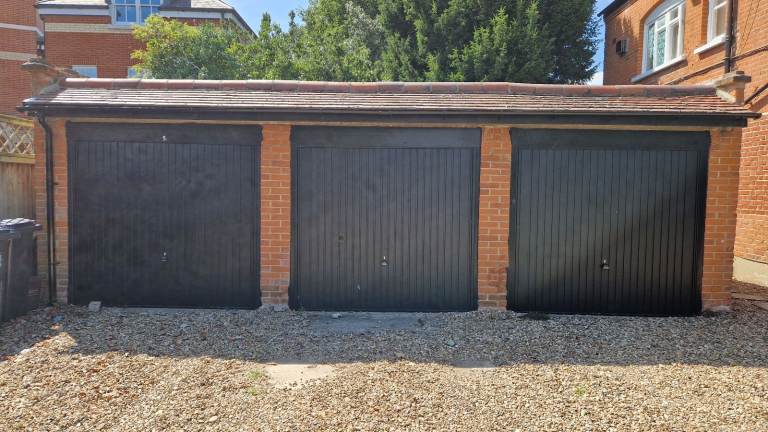 Garage/Parking/Storage: The Drive (r/o 6), Wimbledon, London SW20 8TG - NEW ROOF & NEW DOOR