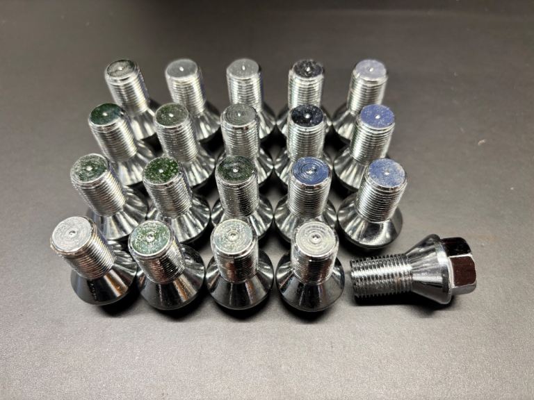 20 New Wheel Spacer Short Head Adapter Bolts M14x1.25