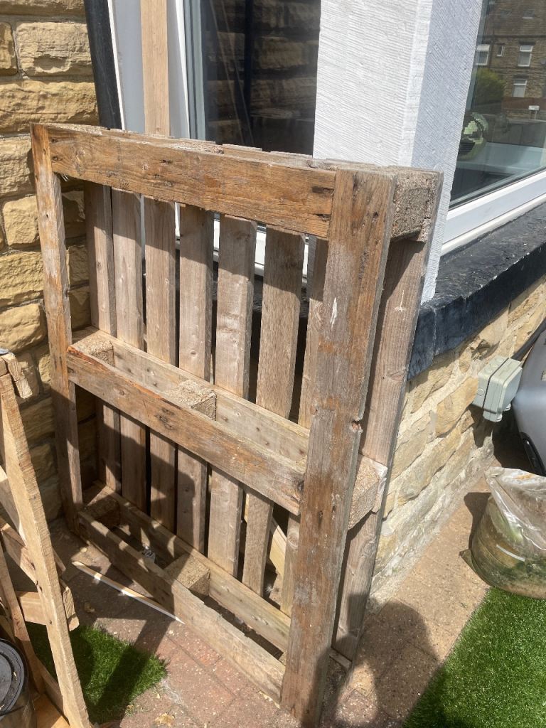 2 x pallets