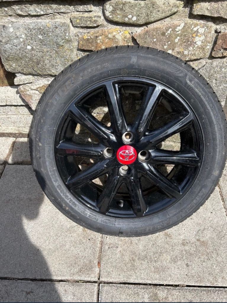 Toyota Aygo wheel rim and good tyre