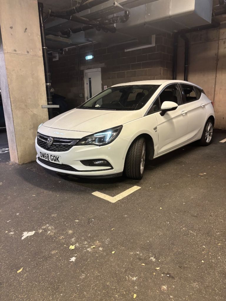 Vauxhall, ASTRA, Hatchback, 2019, Manual, 1598 (cc), 5 doors