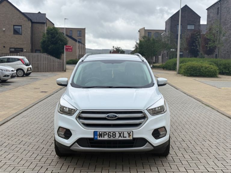 Ford, KUGA, Hatchback, 2018, Manual, 1498 (cc), 5 doors