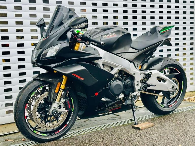 2019 Aprilia RSV 4 1100 FACTORY 1.1 RSV 4 1100 Factory Unlisted Petrol Automatic