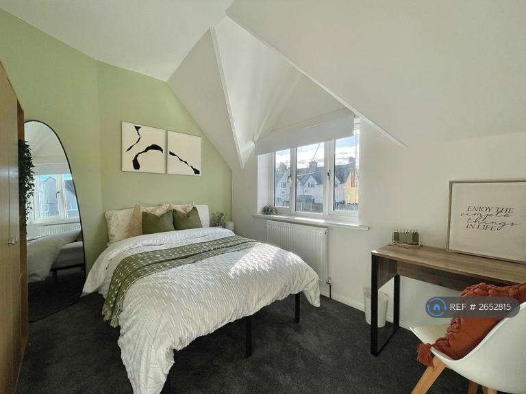 1 bedroom in The Crescent, Woodlands, Doncaster, DN6 (#2652815)