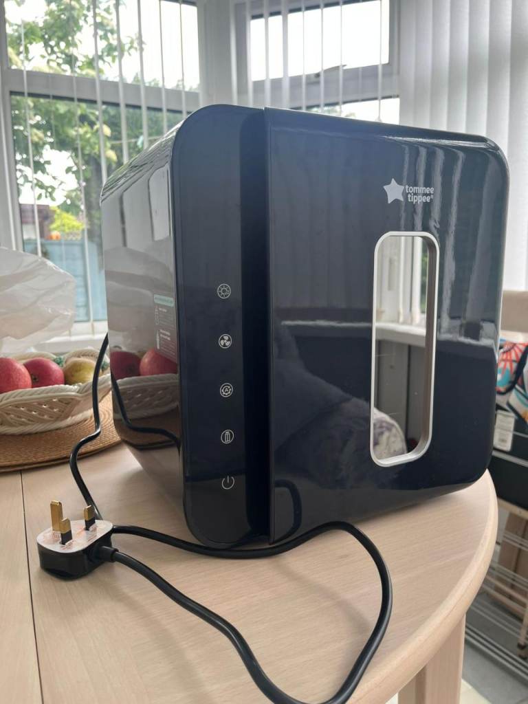Tommee Tippee Electric Steriliser - Black, Good Condition