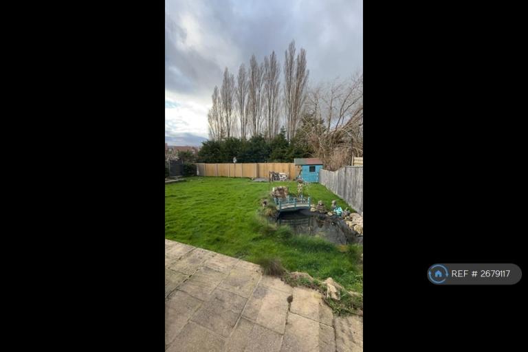 4 bedroom house in Rattle Road, Westham, Pevensey, BN24 (4 bed) (#2679117)