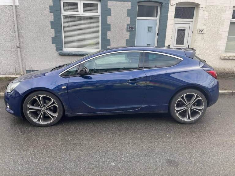 Vauxhall, ASTRA GTC, Hatchback, 2014, Manual, 1956 (cc), 3 doors