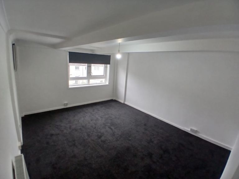 Fully Refurbished 3 Bed Flat To Rent In Johnstone, PA5 
