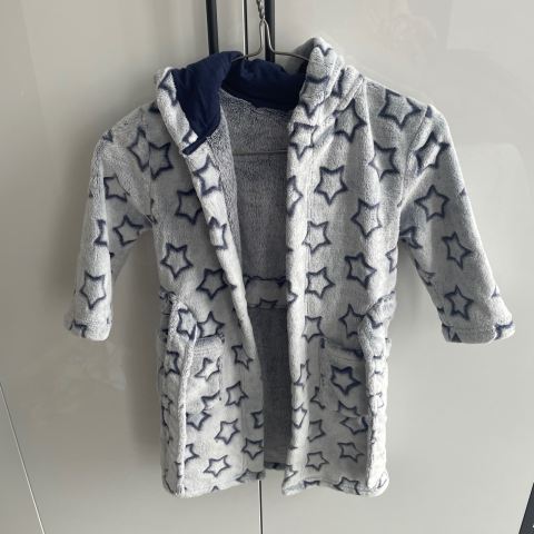 grey star dressing gown Kids - Good Condition | in Edgware, London Womens clothing