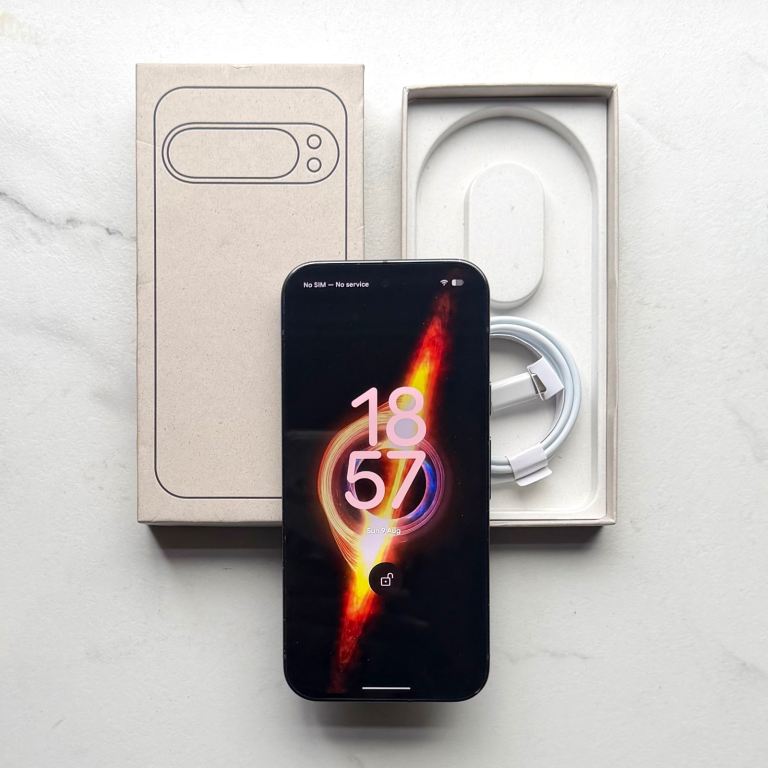 Google Pixel 9 Pro 256GB Unlocked (Good Condition) With Box & Charger