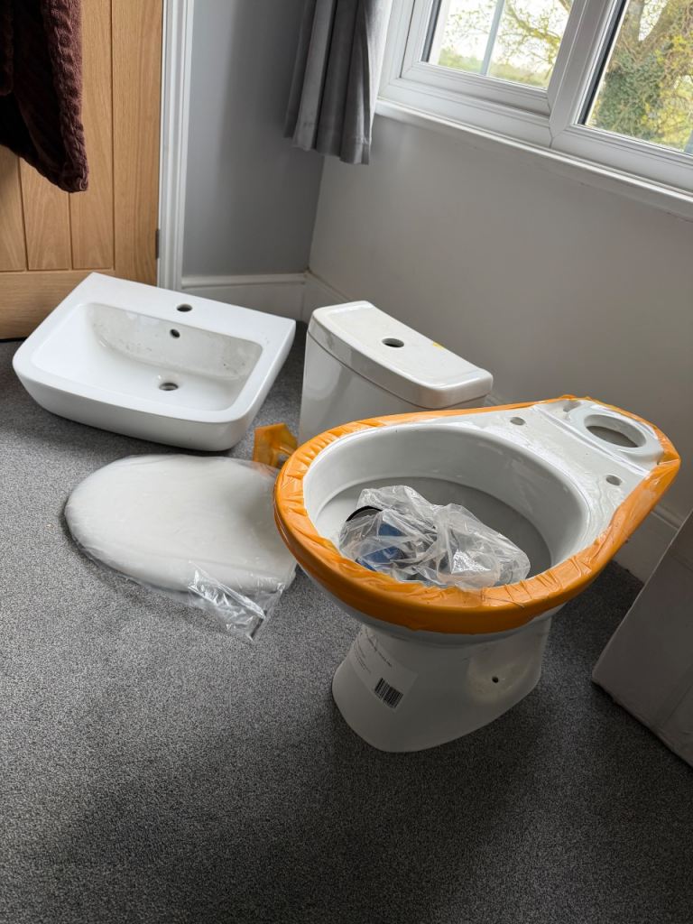 Plumbsure full bathroom en-suite