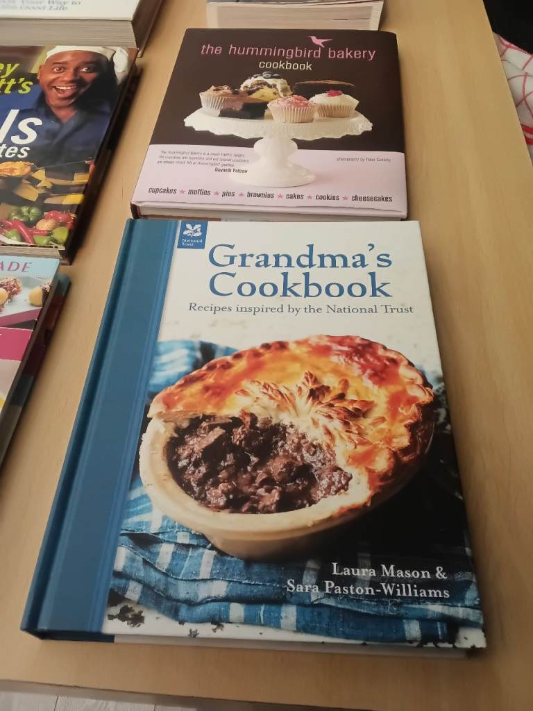 9 Cookery books all in excellent condition £2 each