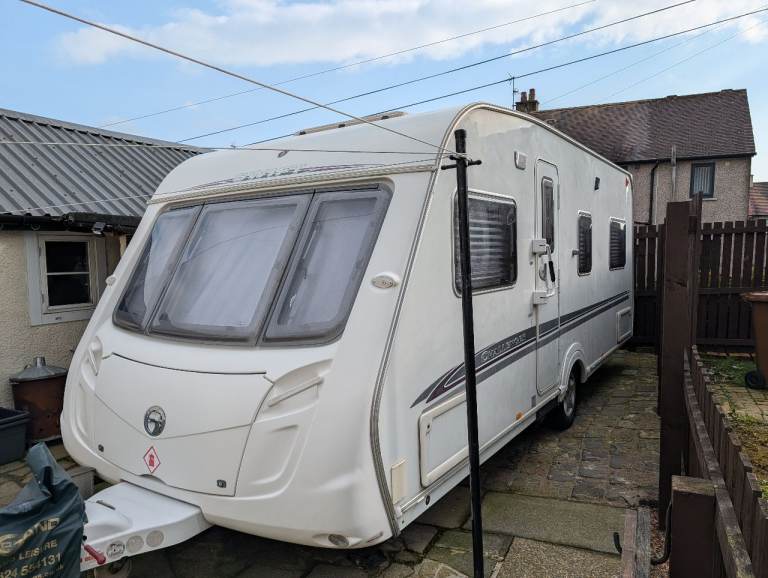 Sift challenger 540  4 berth fixed bed caravan 