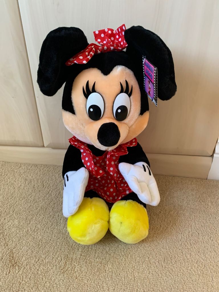 Cute brand new Disney Minnie Mouse stuffed soft toy with removable clothes