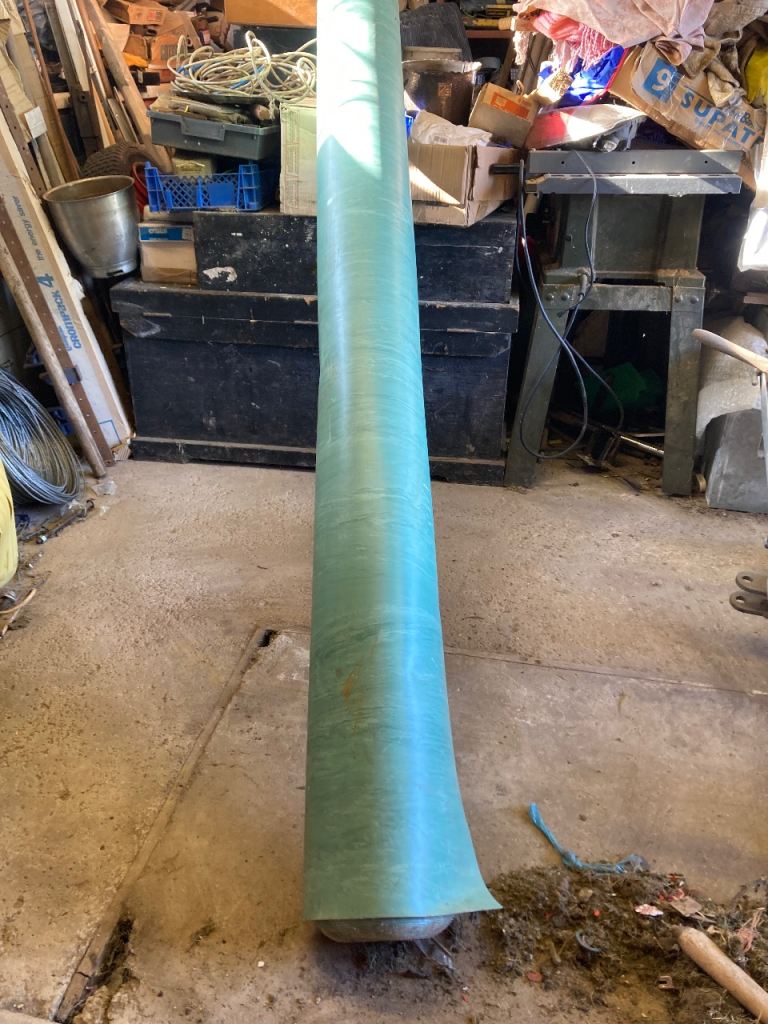 Green Vinyl Flooring Roll - Good Condition, Approx 200cm Length