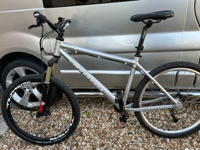 Cannondale F4 mountain bike 