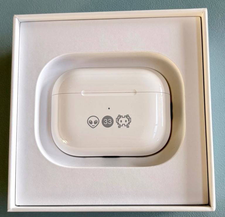 Apple AirPods Pro 2nd Gen with MagSafe Charging Case (Lightning Connector)