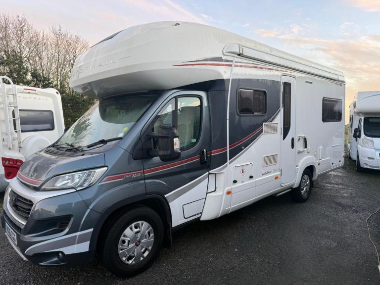 2016 - Auto Trail Apache 700 - 2.3ltr - 25,000 Miles - 6 Berth / 6 Belts 