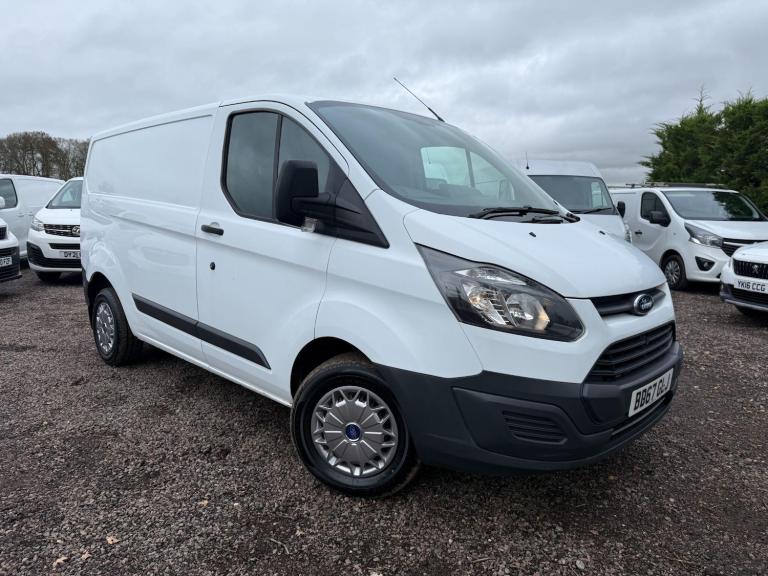 2017 Ford Transit Custom 2.0 TDCi 105ps Low Roof Van PANEL VAN DIESEL Manual