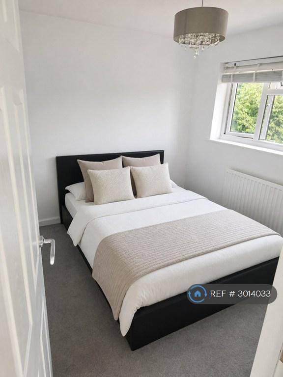 1 bedroom in Blenheim Close, Wokingham, RG41 (#3014033)