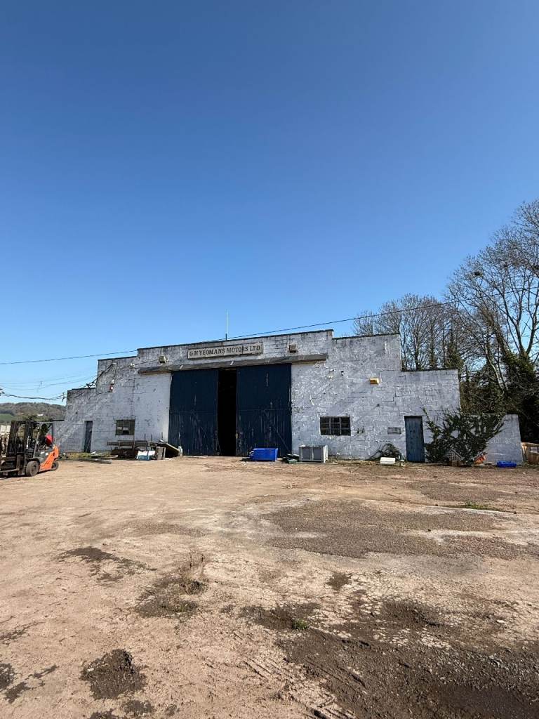 Building One — agricultural steel-frame building at Hereford, Approximately 23m × 13m