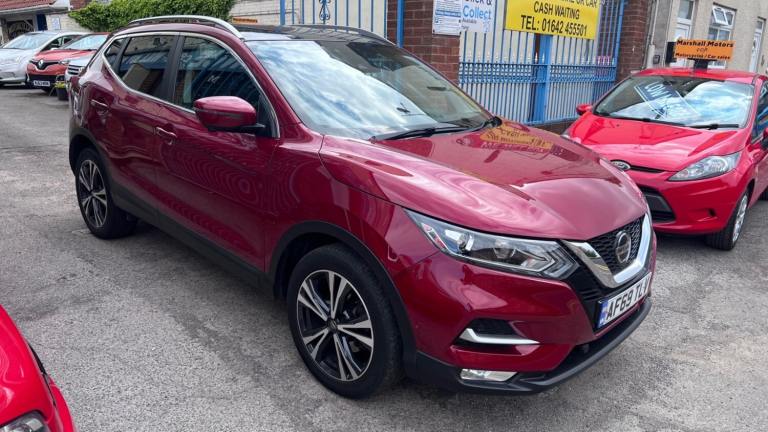 image for Nissan qashqai N1.5 dCi 115 N-Connecta 5dr 2 owners full Nissan history stunning
