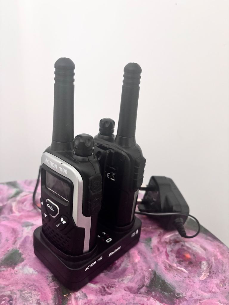 Walkie talkies 
