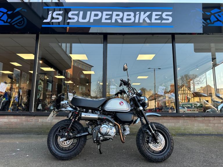 HONDA Z125 MA-N MONKEY 2023 73 REG - 250 MILES - GREAT SPEC