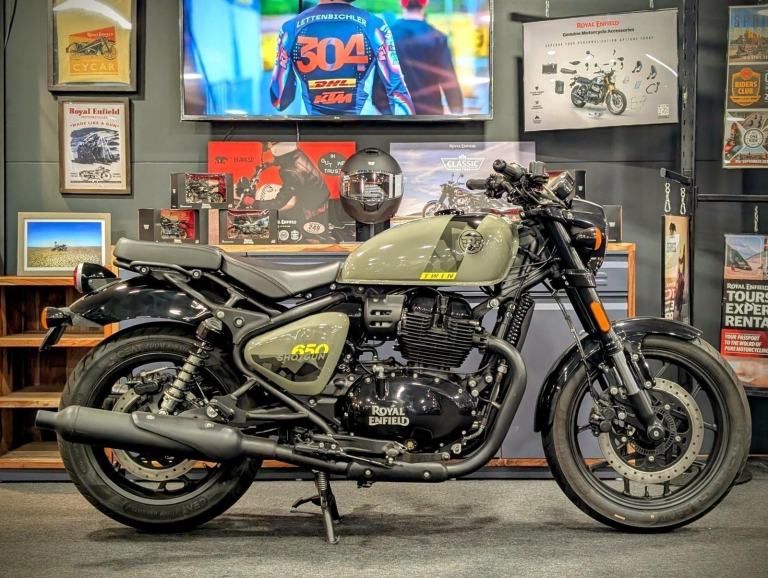 2025 ROYAL ENFIELD SHOTGUN 650 in Green Drill