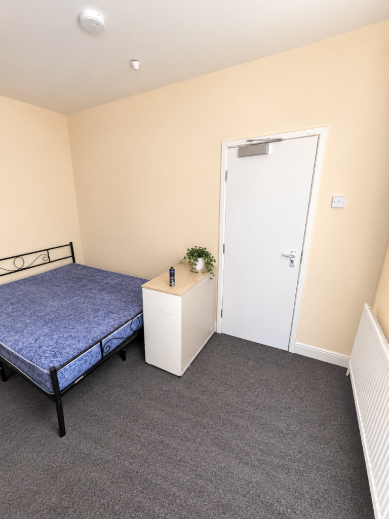 Birmingham (Edgbaston) Double Room  - NO SERVICE CHARGE